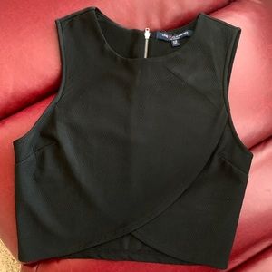 3/$20 ⭐️Crop top, One clothing Los Angeles